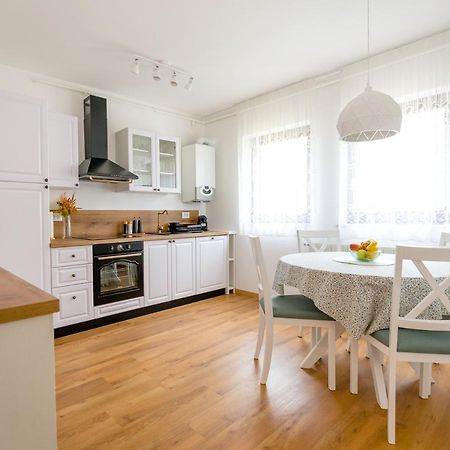 Tonka Apartment بولا المظهر الخارجي الصورة