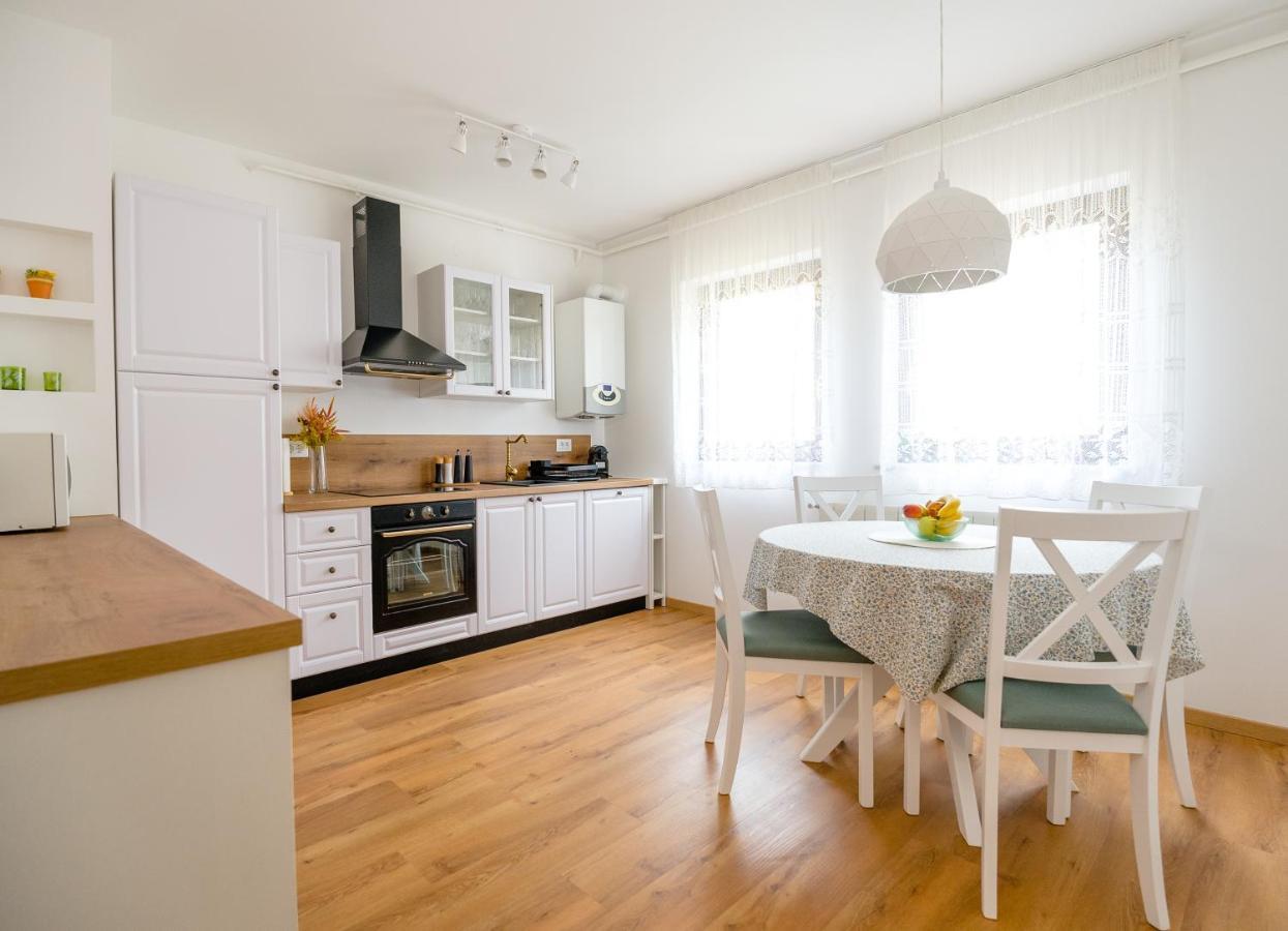 Tonka Apartment بولا المظهر الخارجي الصورة